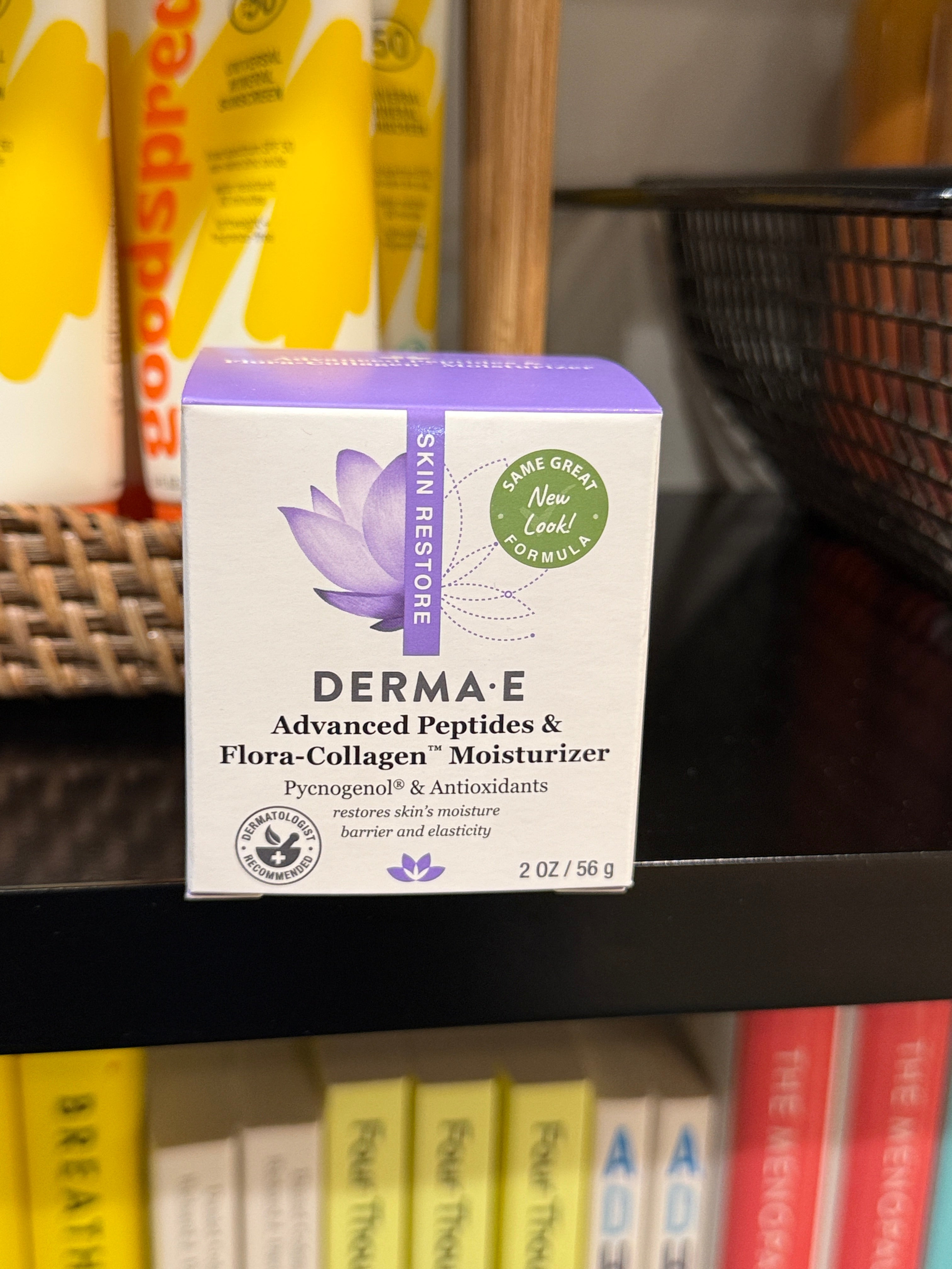 Advanced Peptides and Flora-Collagen™ Moisturizer